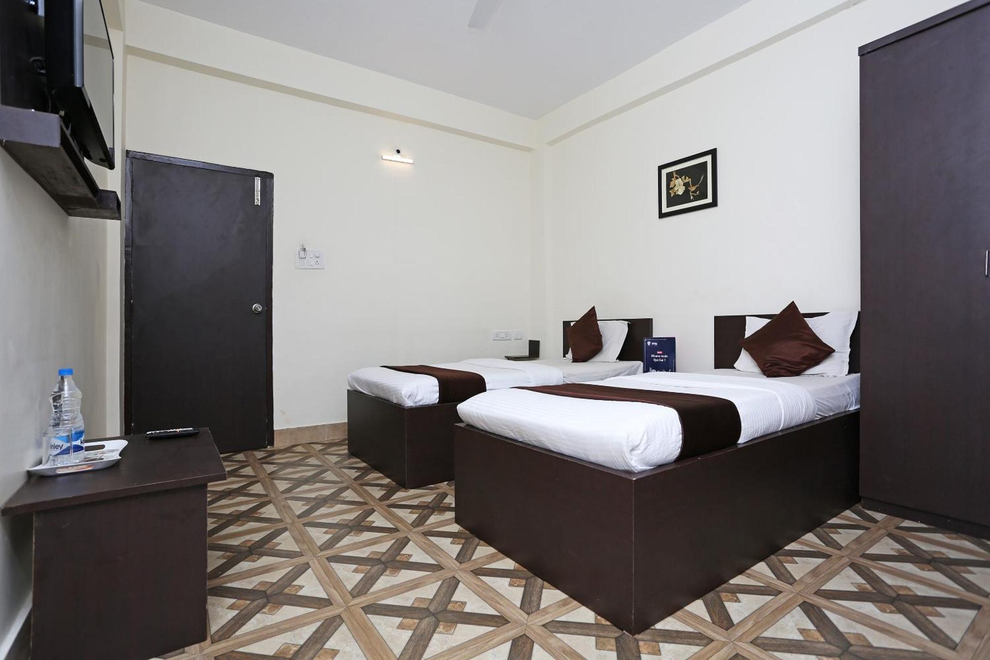 Oyo Stellar Resort Bhubaneswar Exteriör bild