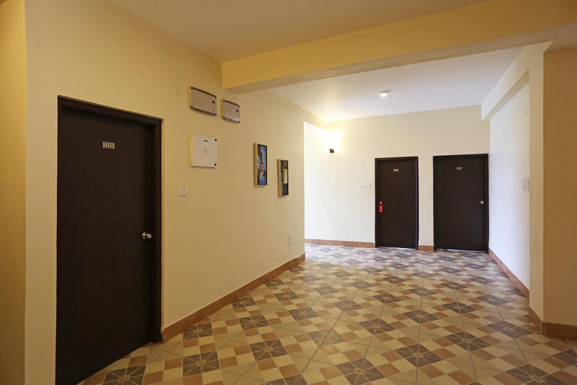 Oyo Stellar Resort Bhubaneswar Exteriör bild