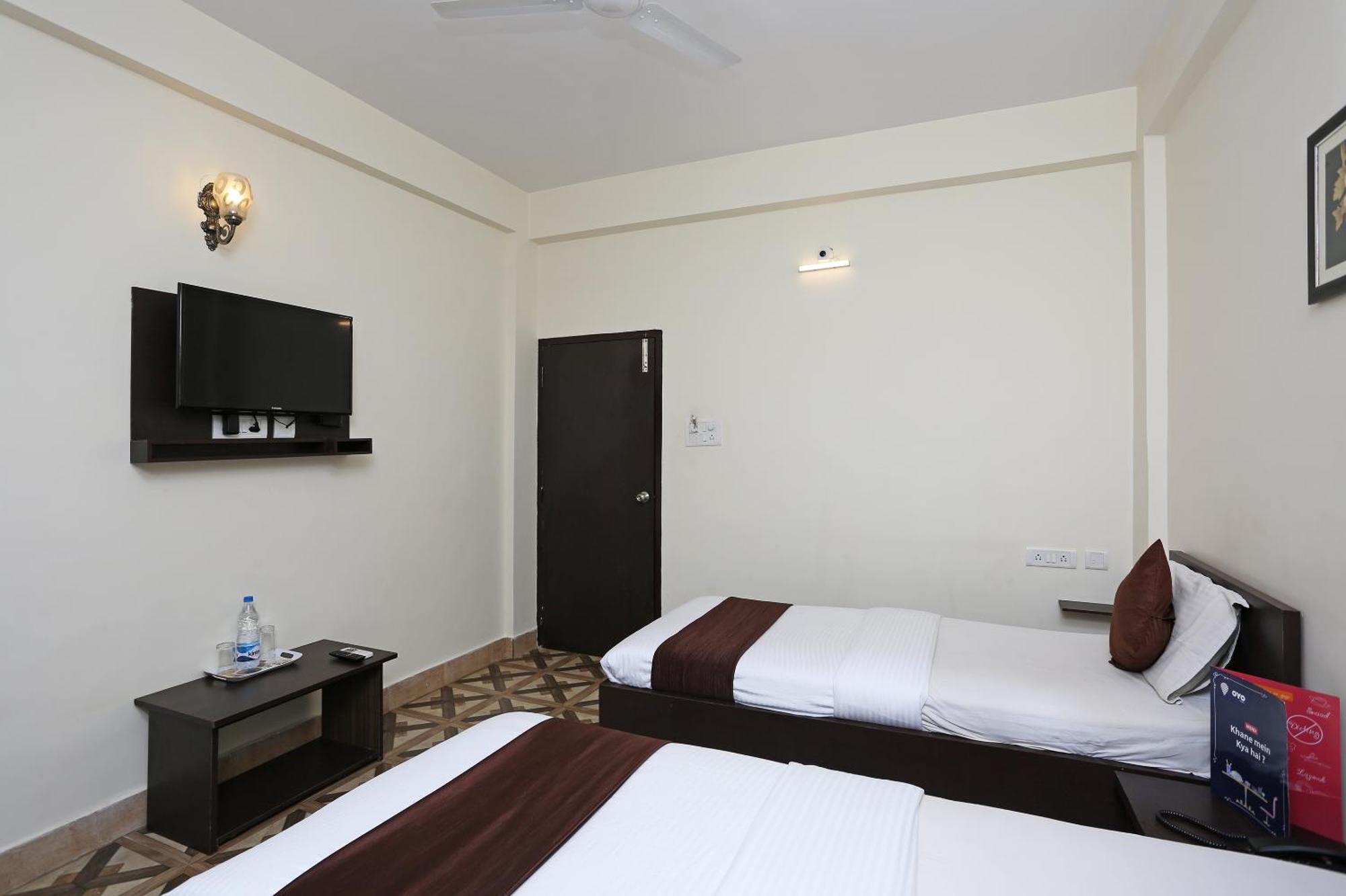 Oyo Stellar Resort Bhubaneswar Exteriör bild