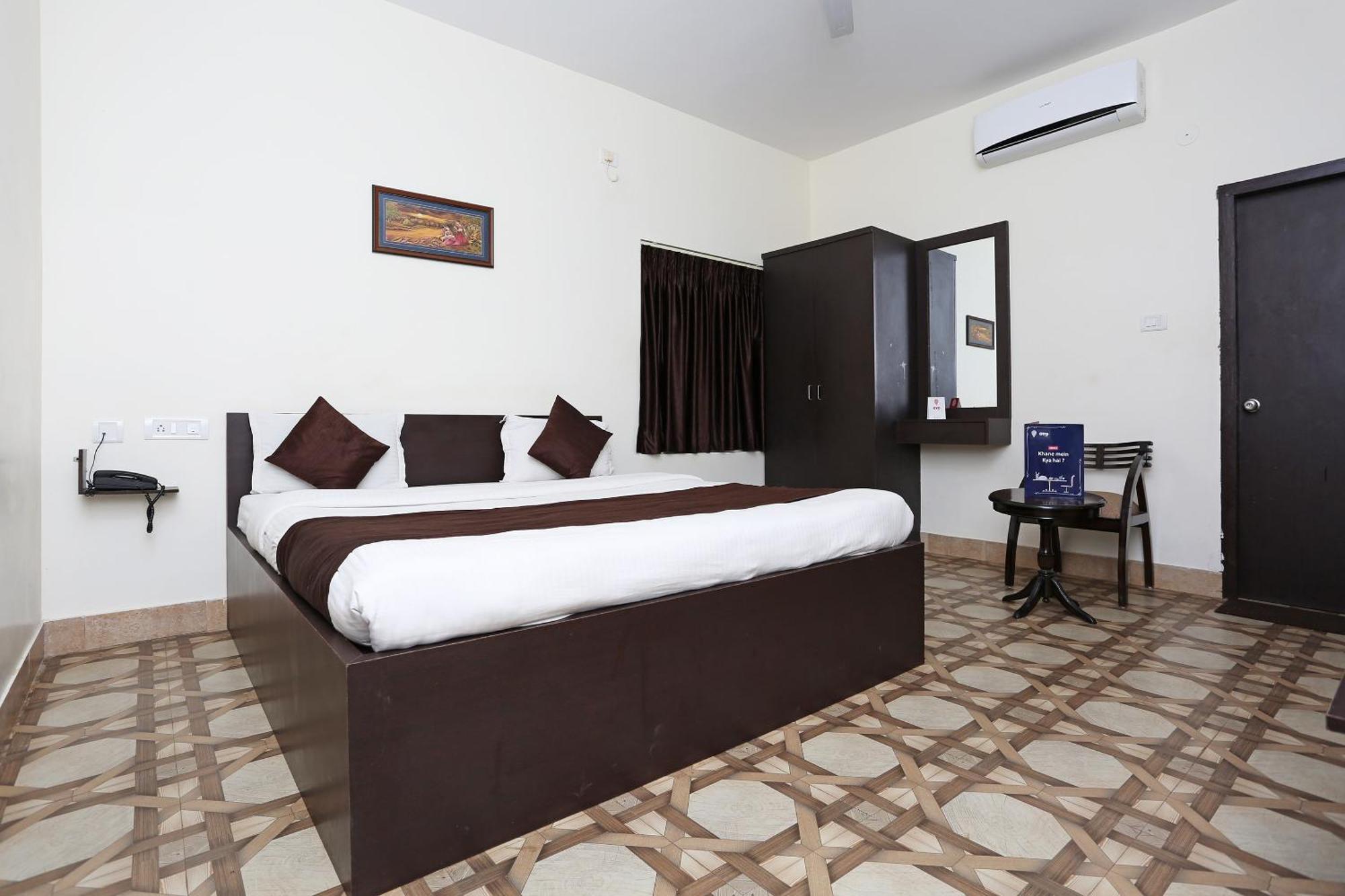Oyo Stellar Resort Bhubaneswar Exteriör bild